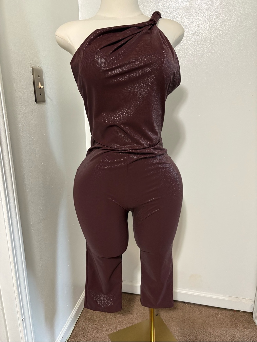 Fashion Nova One-Shoulder Maroon Jumpsuit NWT XL